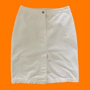 90's vintage white denim 100% cotton high waisted skirt Size 2 bcbg maxazria